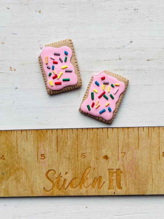 Strawberry milkshake pastry